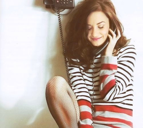 Demi Lovato Leg Photoshoot