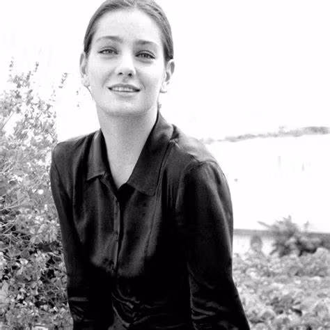 Giovanna Mezzogiorno  Photoshoot
