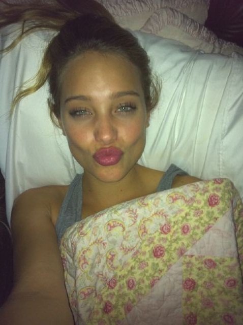 Hannah Jeter Breast Photoshoot