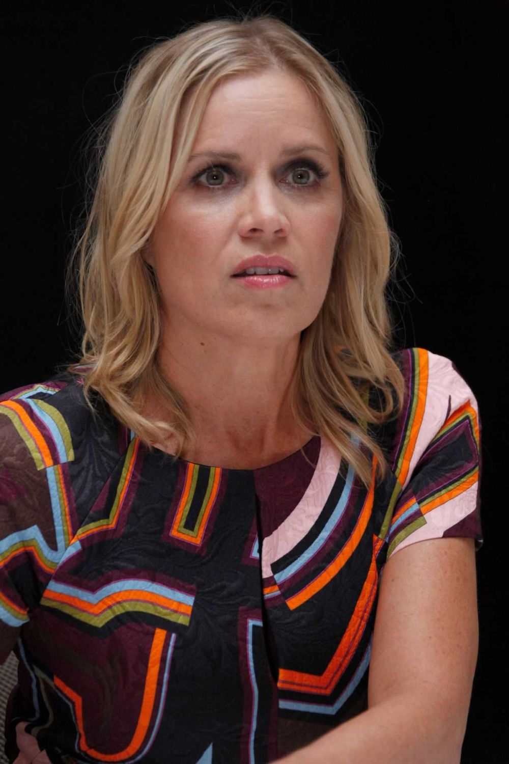 Kim Dickens Sexy and Hottest Photos , Latest Pics