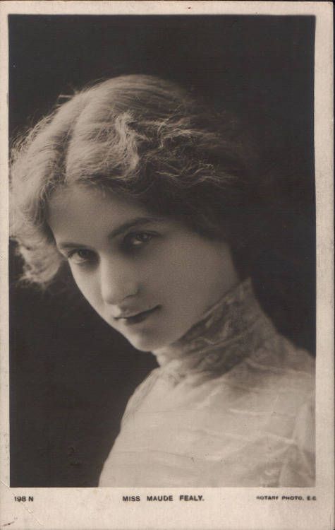 Maude Fealy Sexy and Hottest Photos , Latest Pics