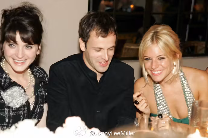 Michele Hicks  Photoshoot