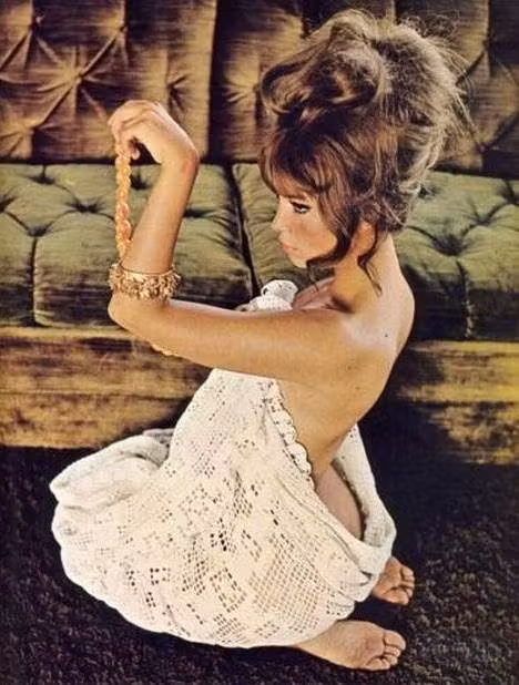 Jocelyn Lane  Photoshoot
