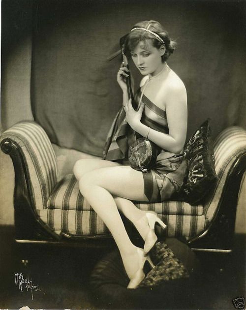 Dorothy Revier Sexy and Hottest Photos , Latest Pics