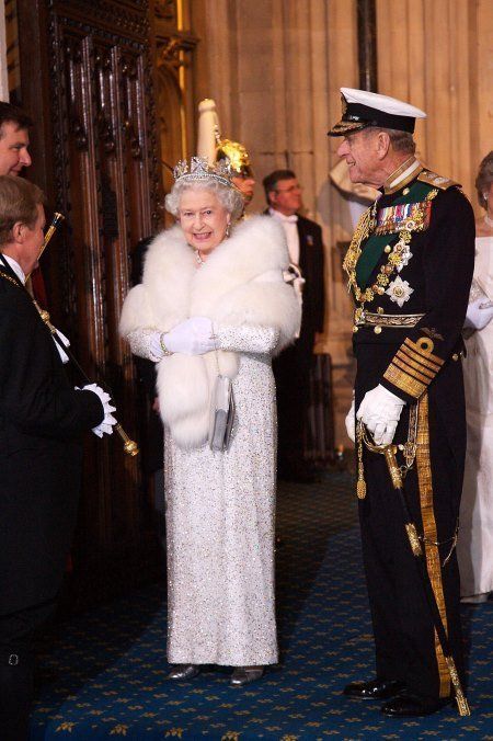 Queen Elizabeth II Sexy and Hottest Photos , Latest Pics