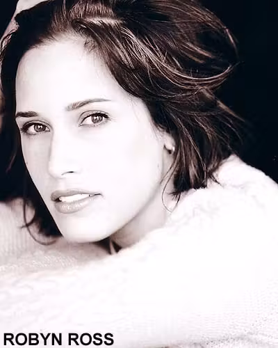 Robyn Ross  Photoshoot