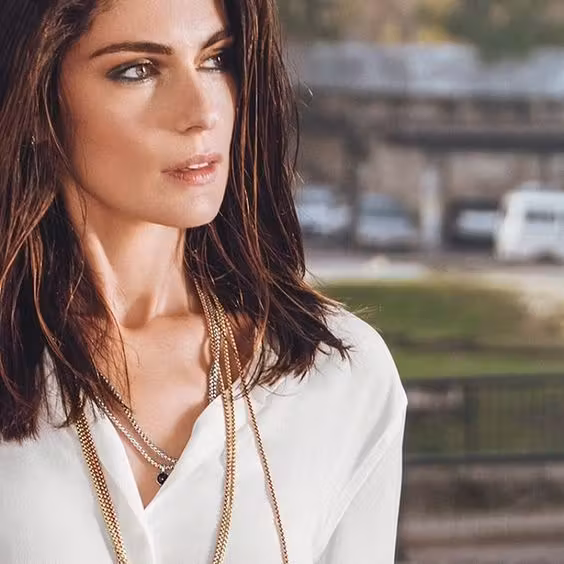 Anna Valle  Photoshoot