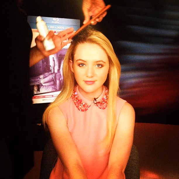 Kathryn Newton Leg Photoshoot