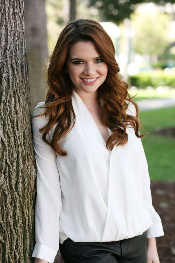 Katie Stevens Sexy and Hottest Photos , Latest Pics