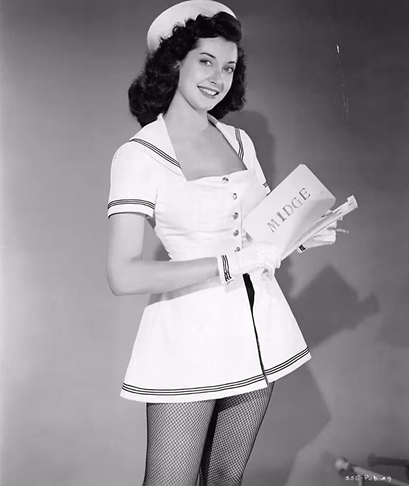 Midge Ware  Photoshoot