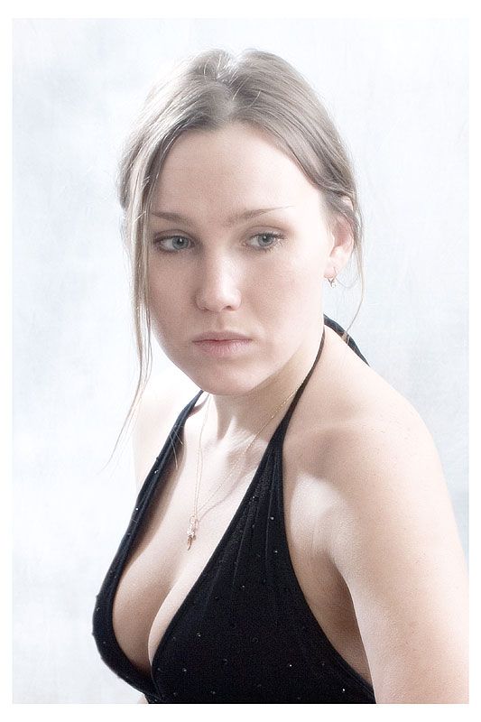 Darya Ekamasova Sexy and Hottest Photos , Latest Pics