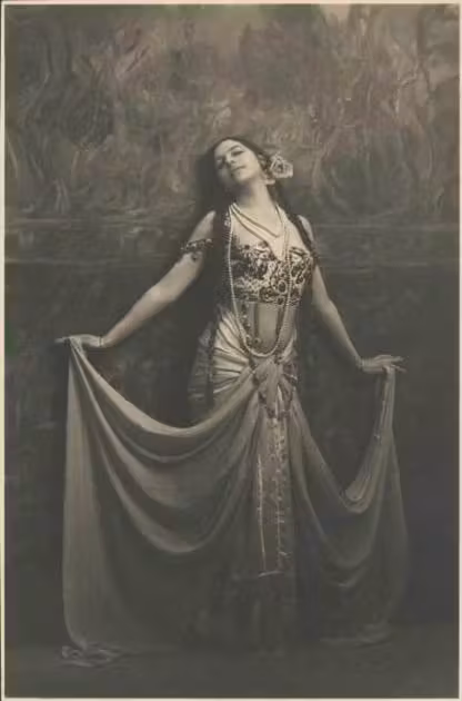 Mata Hari  Photoshoot