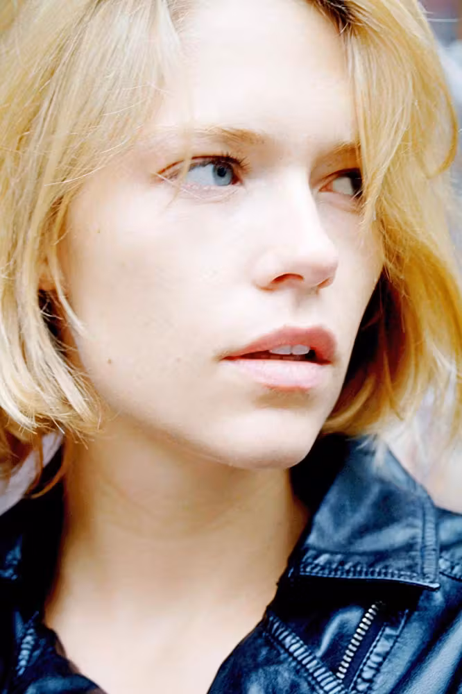 Pia Mechler  Photoshoot
