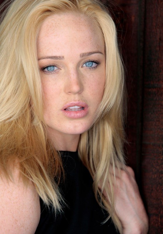 Caity Lotz  Photoshoot