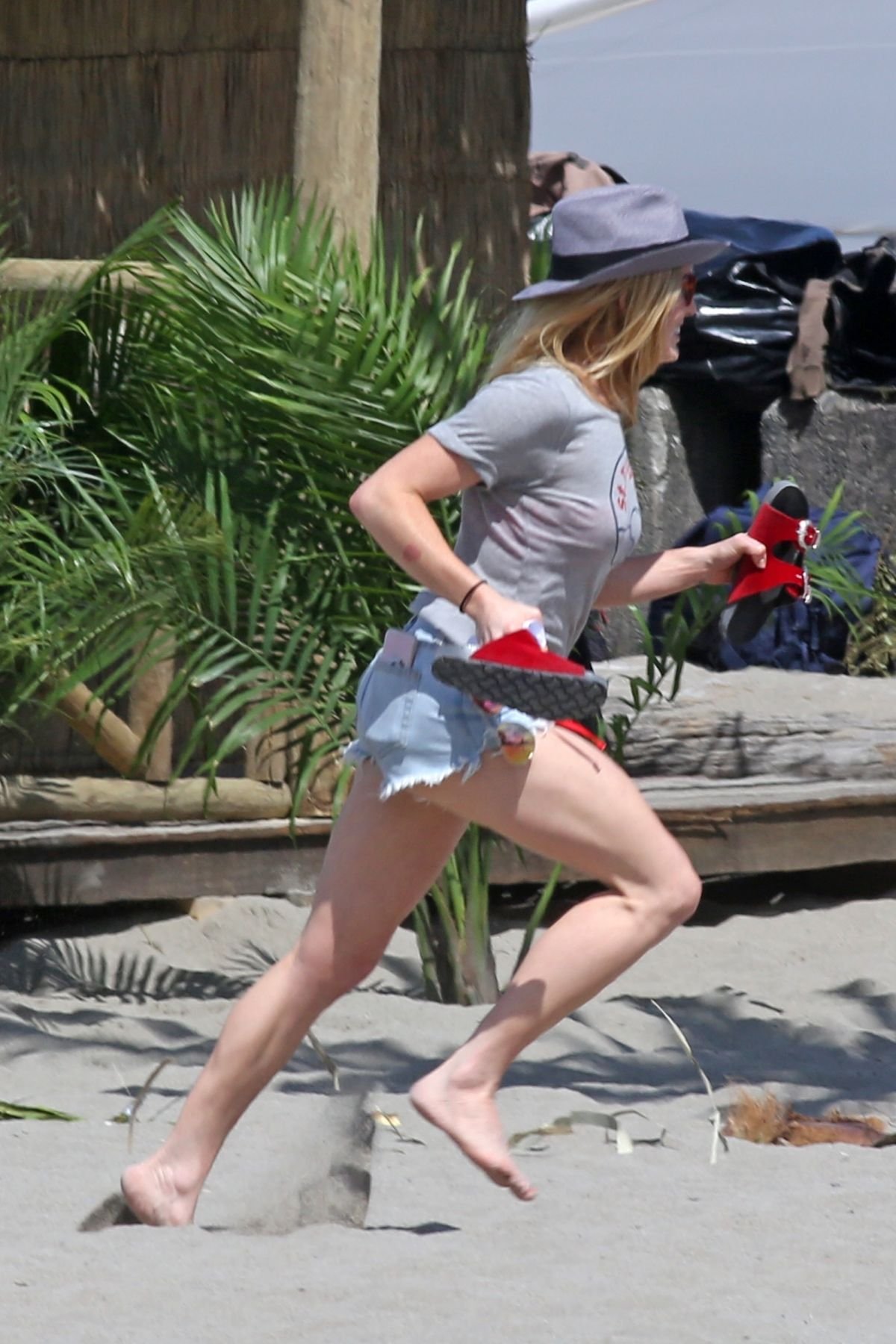 Caity Lotz  Photoshoot