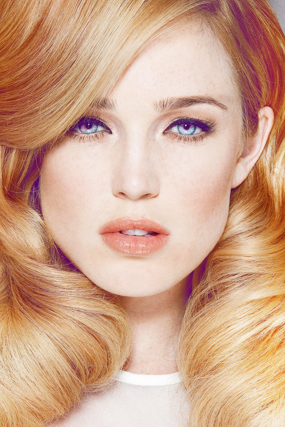 Caity Lotz  Photoshoot