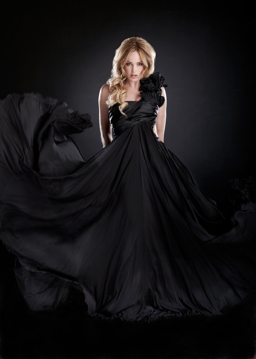 Caity Lotz  Photoshoot