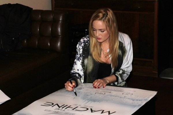 Caity Lotz  Photoshoot