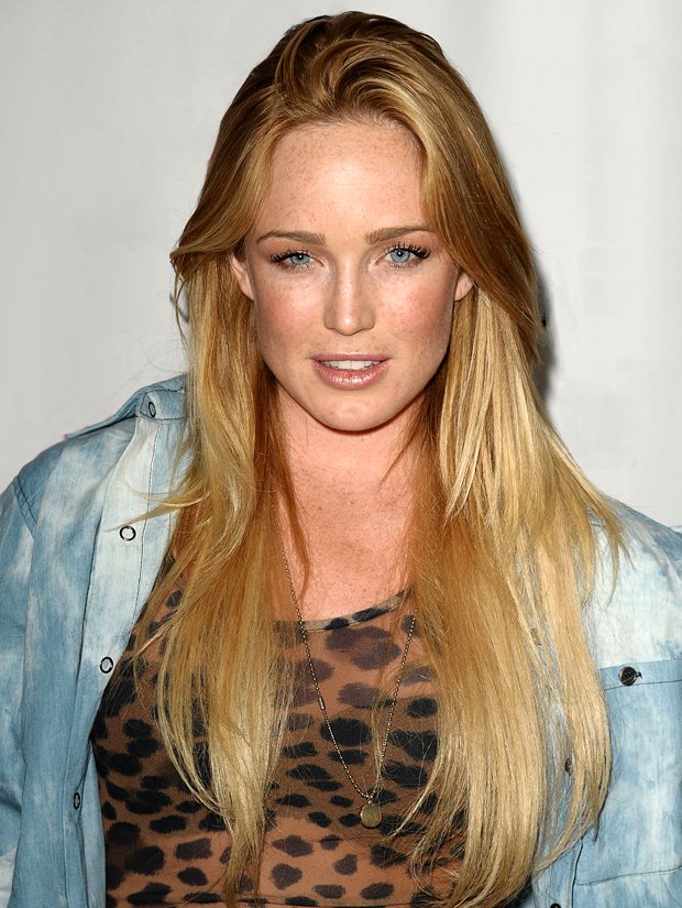 Caity Lotz  Photoshoot