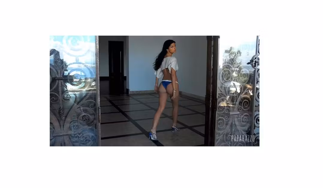 Emanuelle Araújo  Photoshoot