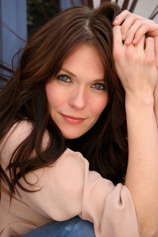 Katie Aselton Sexy and Hottest Photos , Latest Pics
