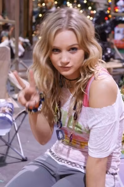 Mollee Gray  Photoshoot
