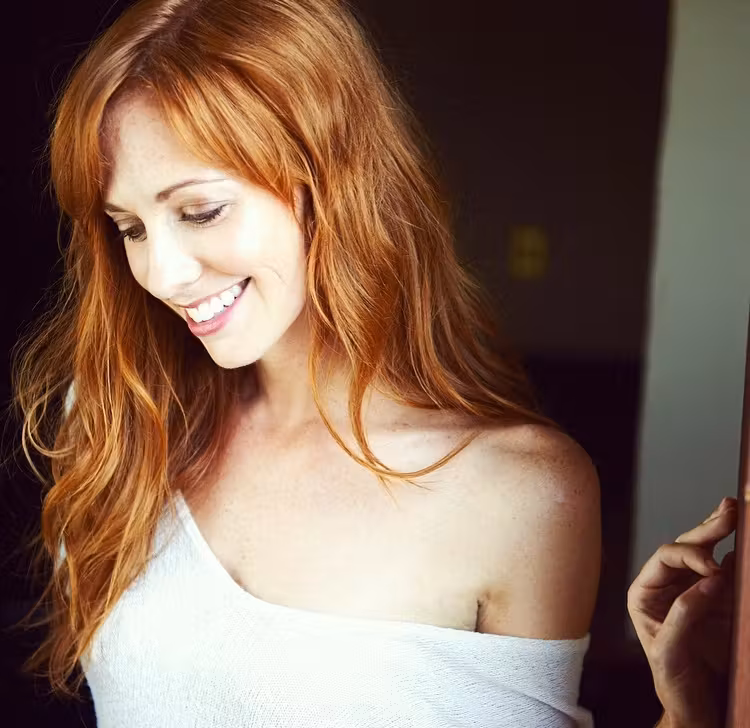 Tara Yelland  Photoshoot