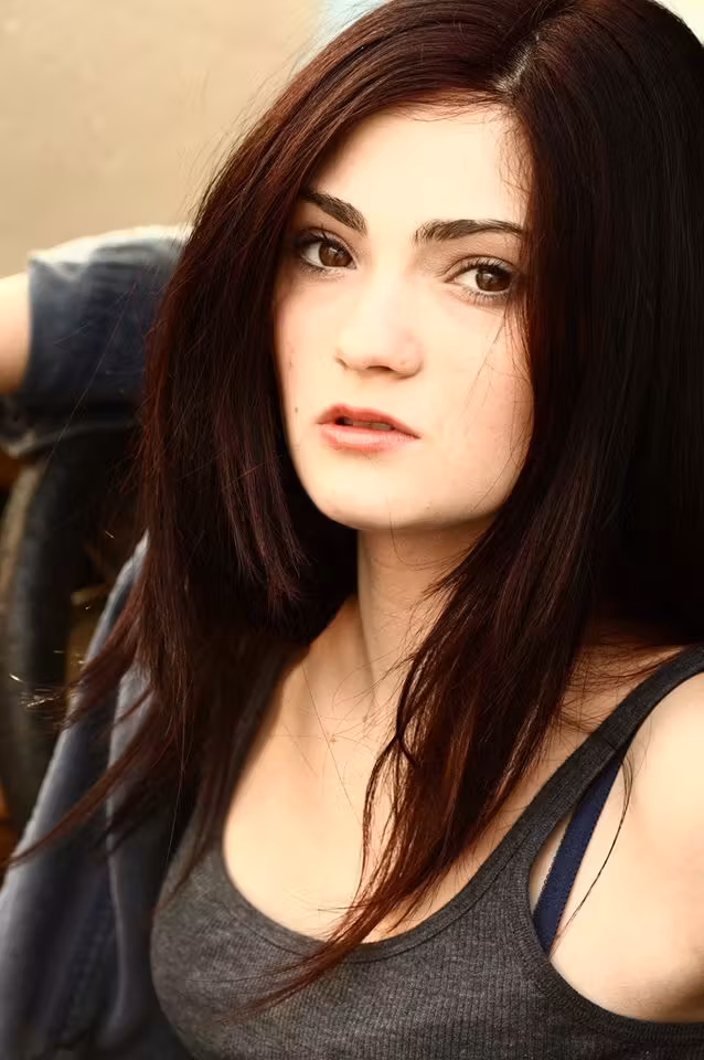 Alexis Raich  Photoshoot