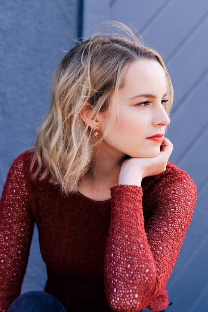 Bridgit Mendler Leg Photoshoot