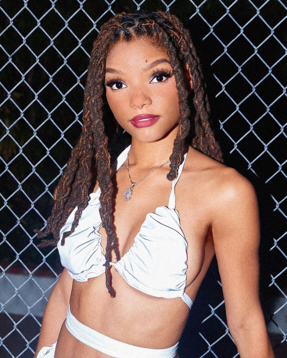 Halle Bailey Sexy and Hottest Photos , Latest Pics