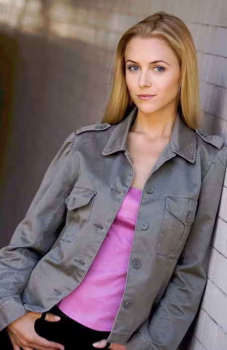 Hallie Lambert  Photoshoot