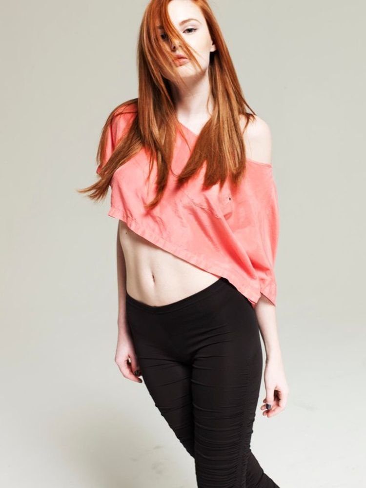 Alyssa Campanella Leg Photoshoot