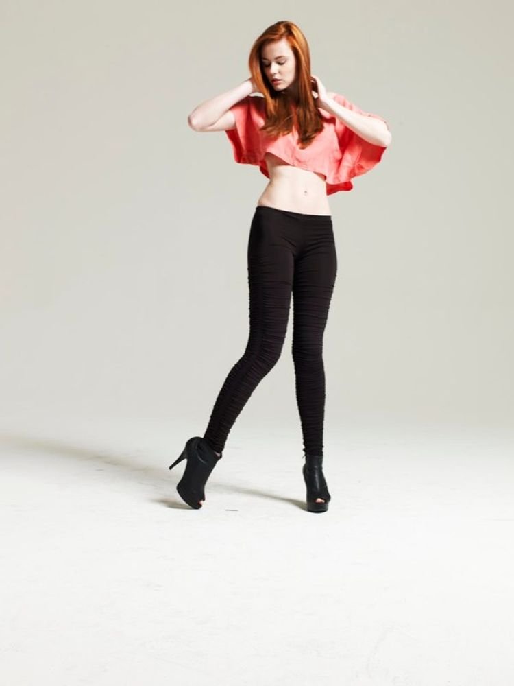 Alyssa Campanella Leg Photoshoot