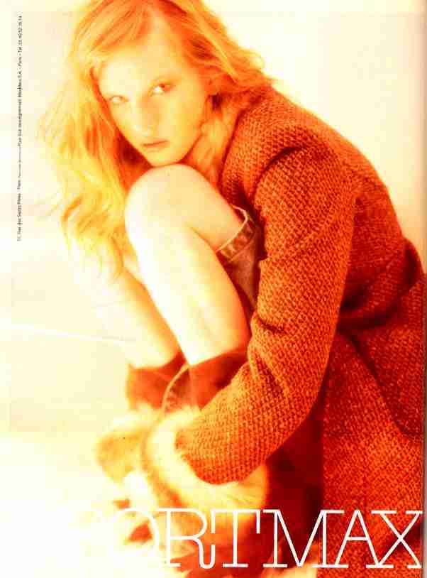 Anne Vyalitsyna Leg Photoshoot