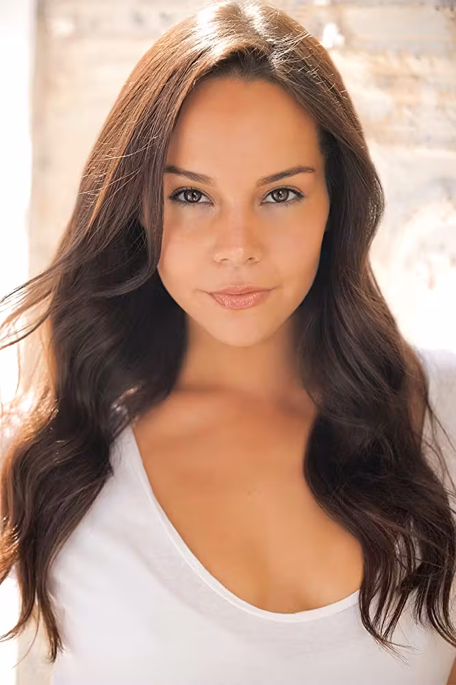 Dena Kaplan  Photoshoot