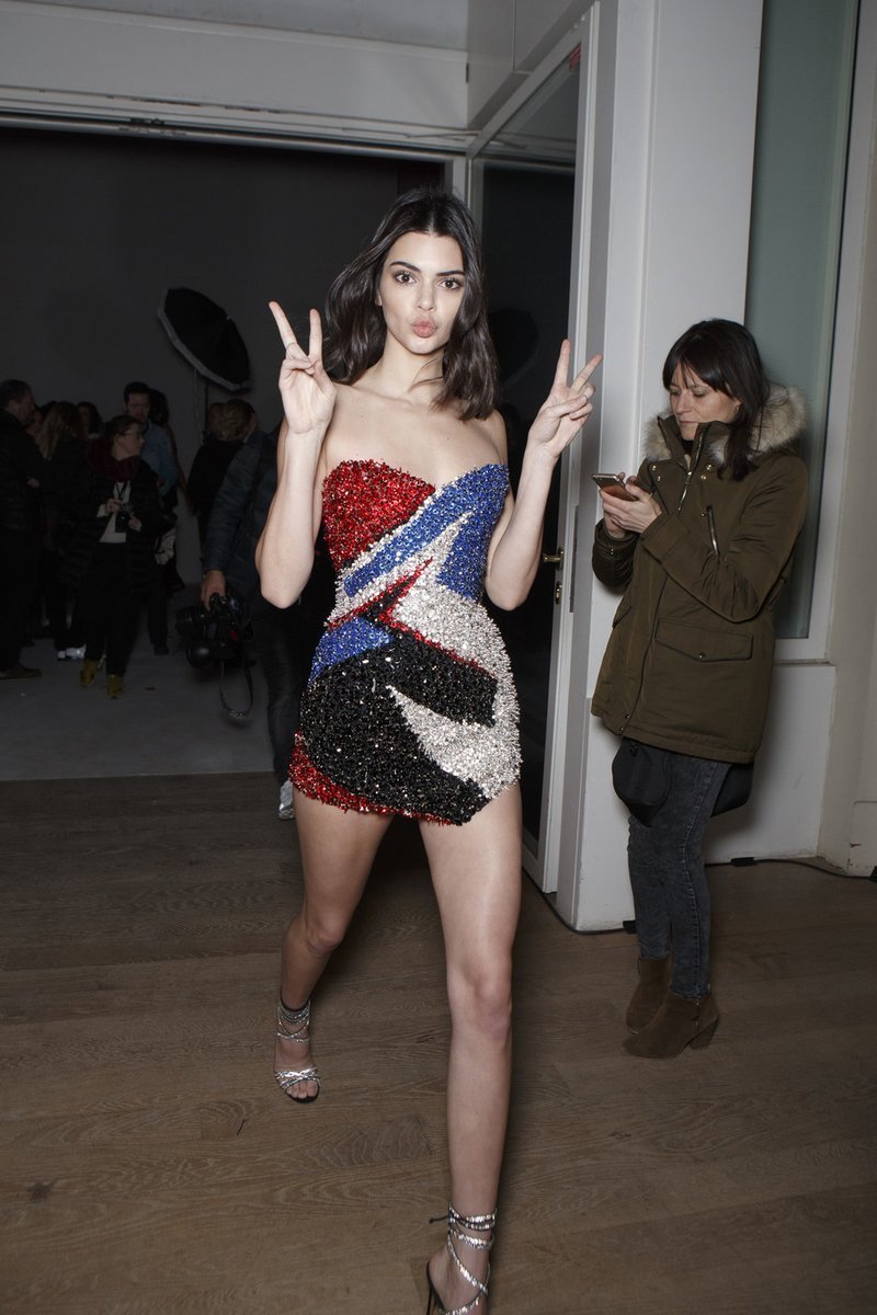 Kendall Jenner Leg Photoshoot