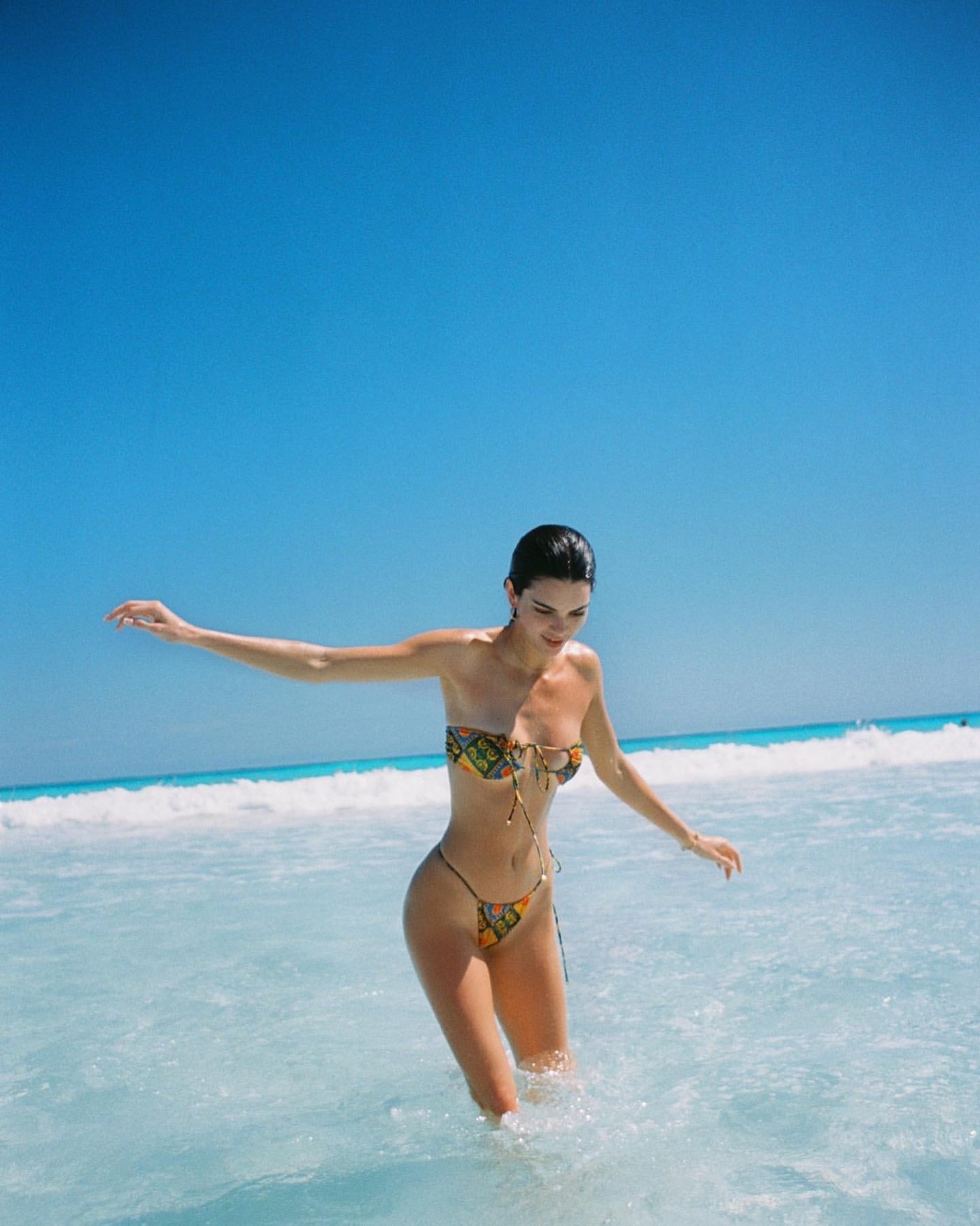 Kendall Jenner Leg Photoshoot