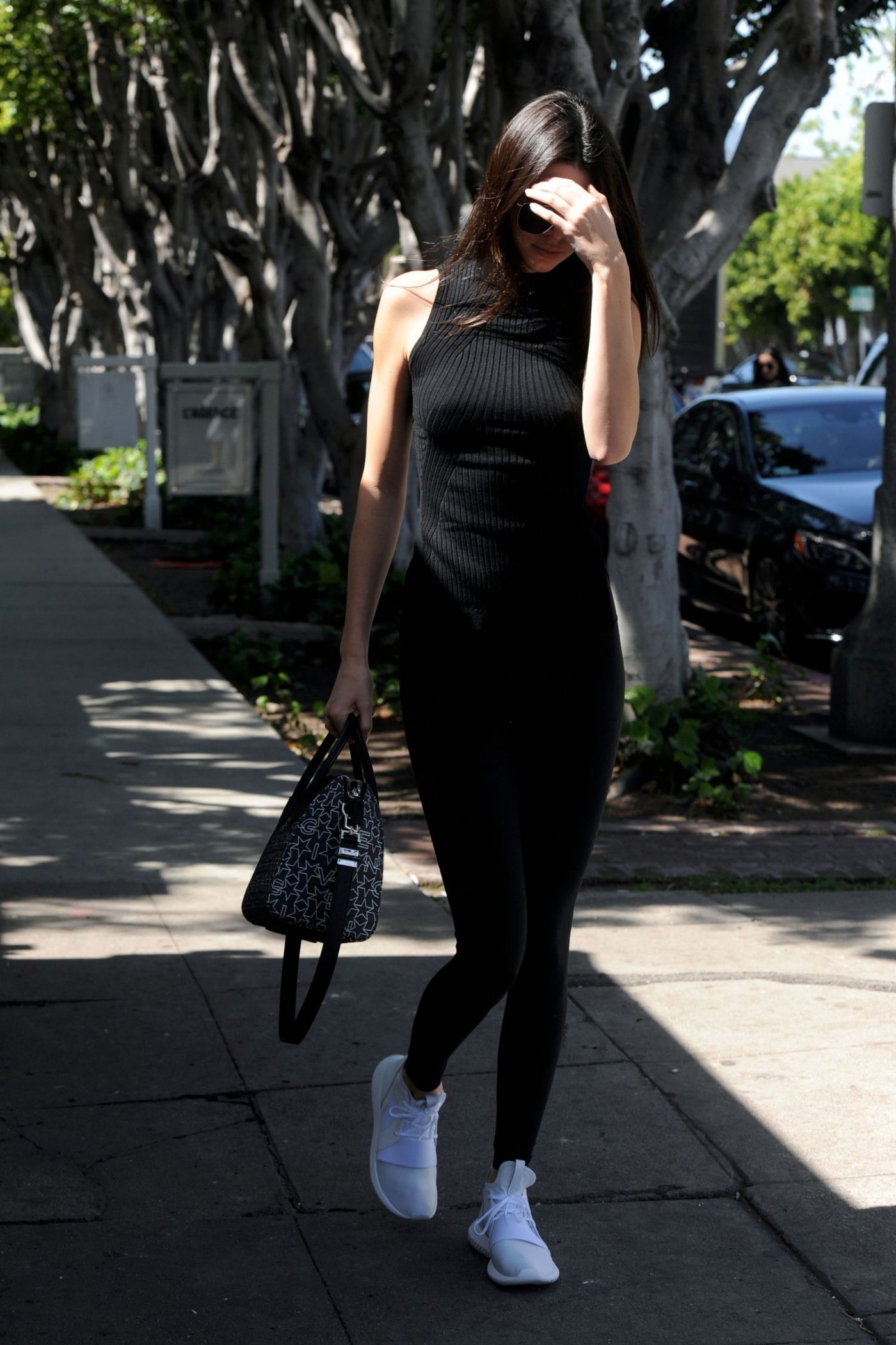 Kendall Jenner Leg Photoshoot