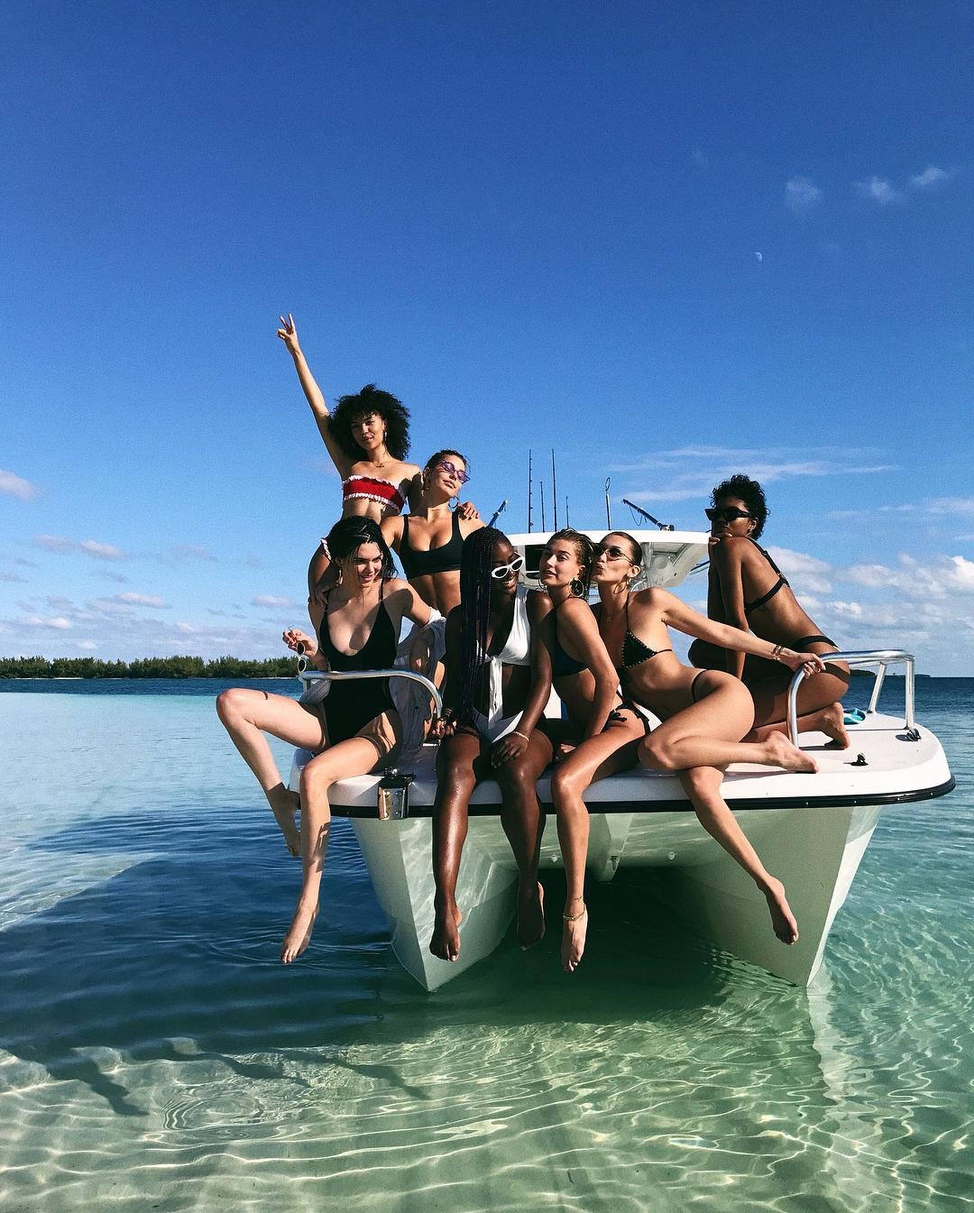 Kendall Jenner Leg Photoshoot