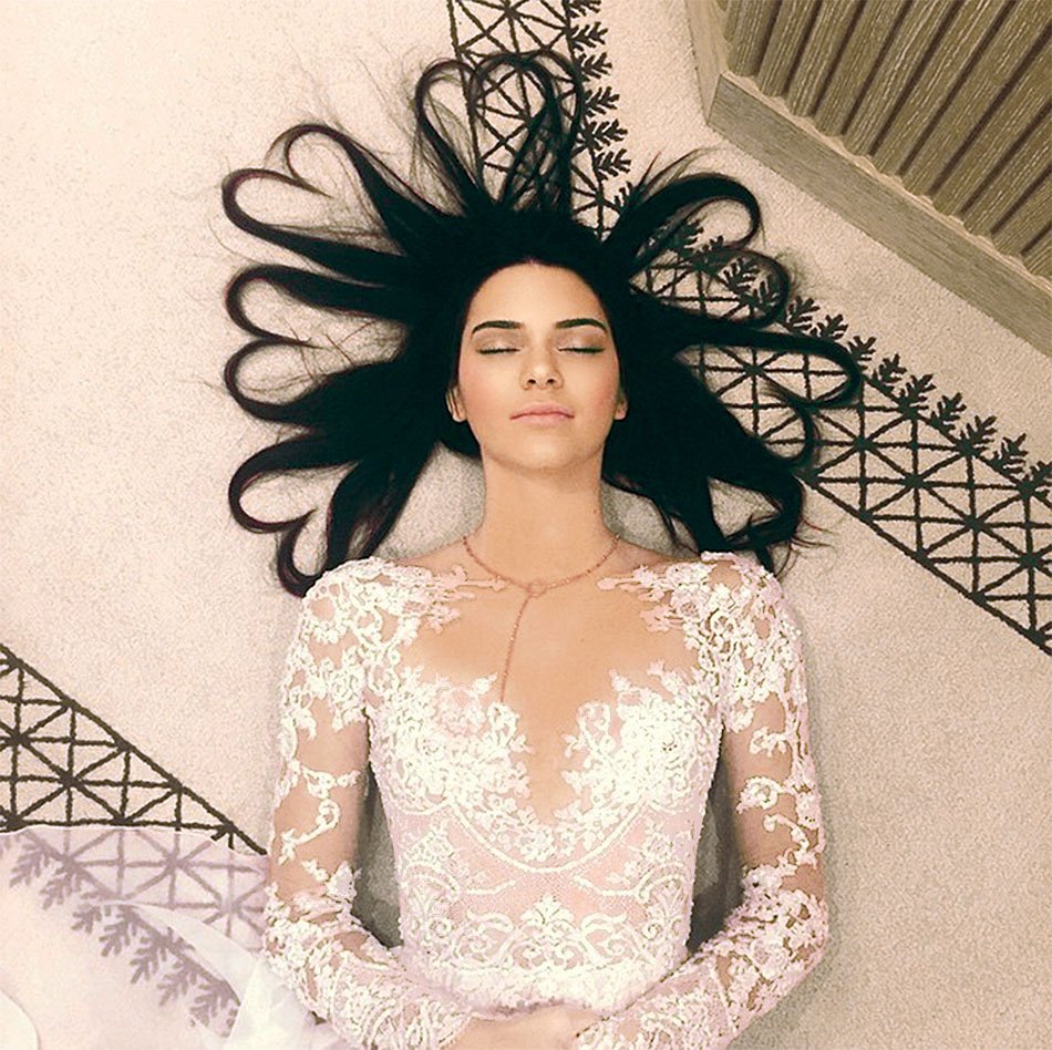 Kendall Jenner Leg Photoshoot