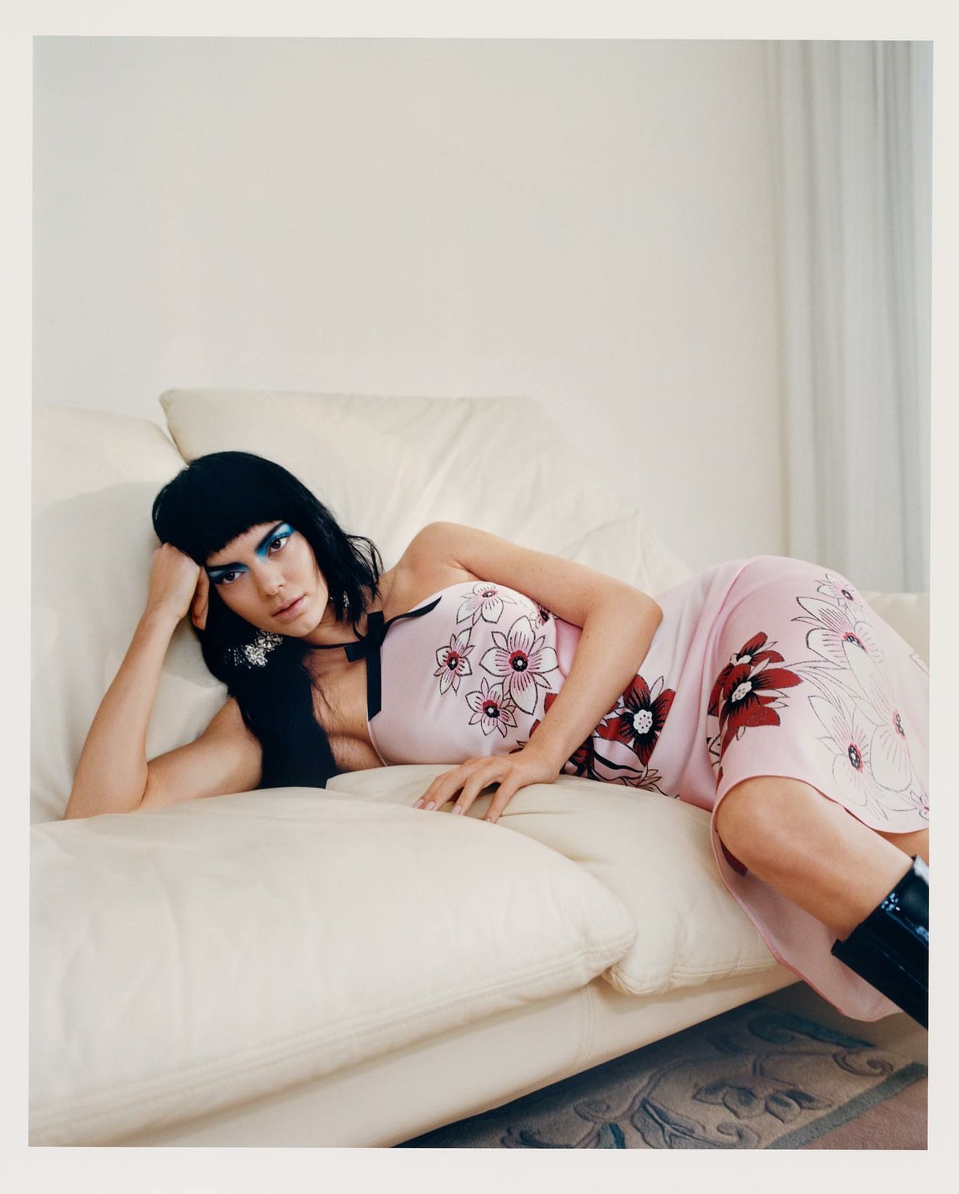 Kendall Jenner Leg Photoshoot