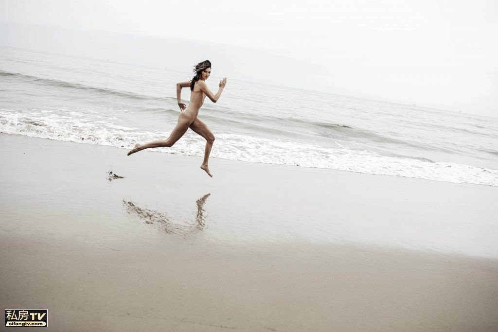 Kendall Jenner Swimwear/Bikini Photoshoot