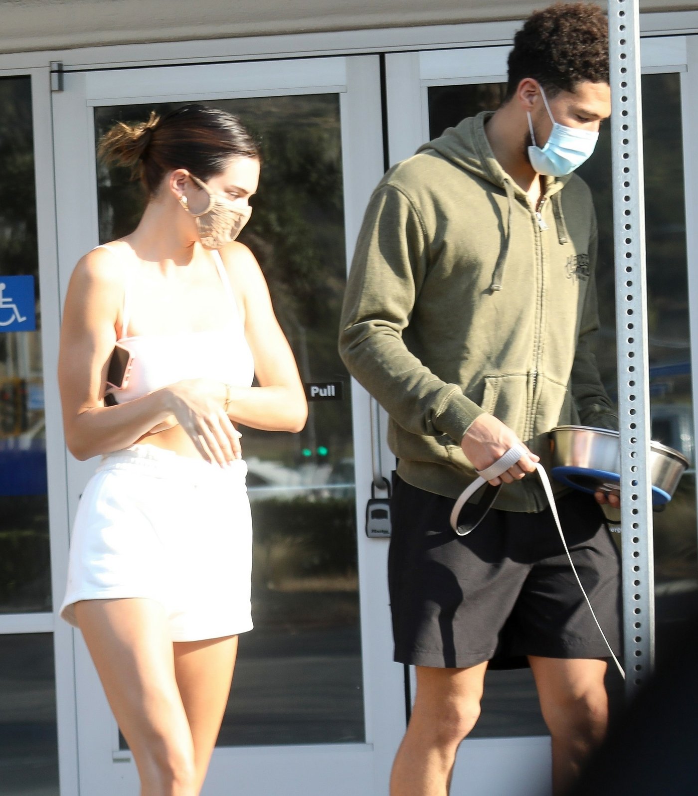 Kendall Jenner Leg Photoshoot