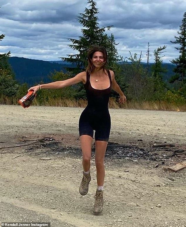 Kendall Jenner Leg Photoshoot