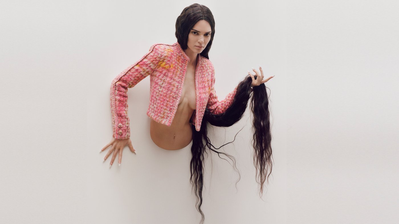 Kendall Jenner Leg Photoshoot