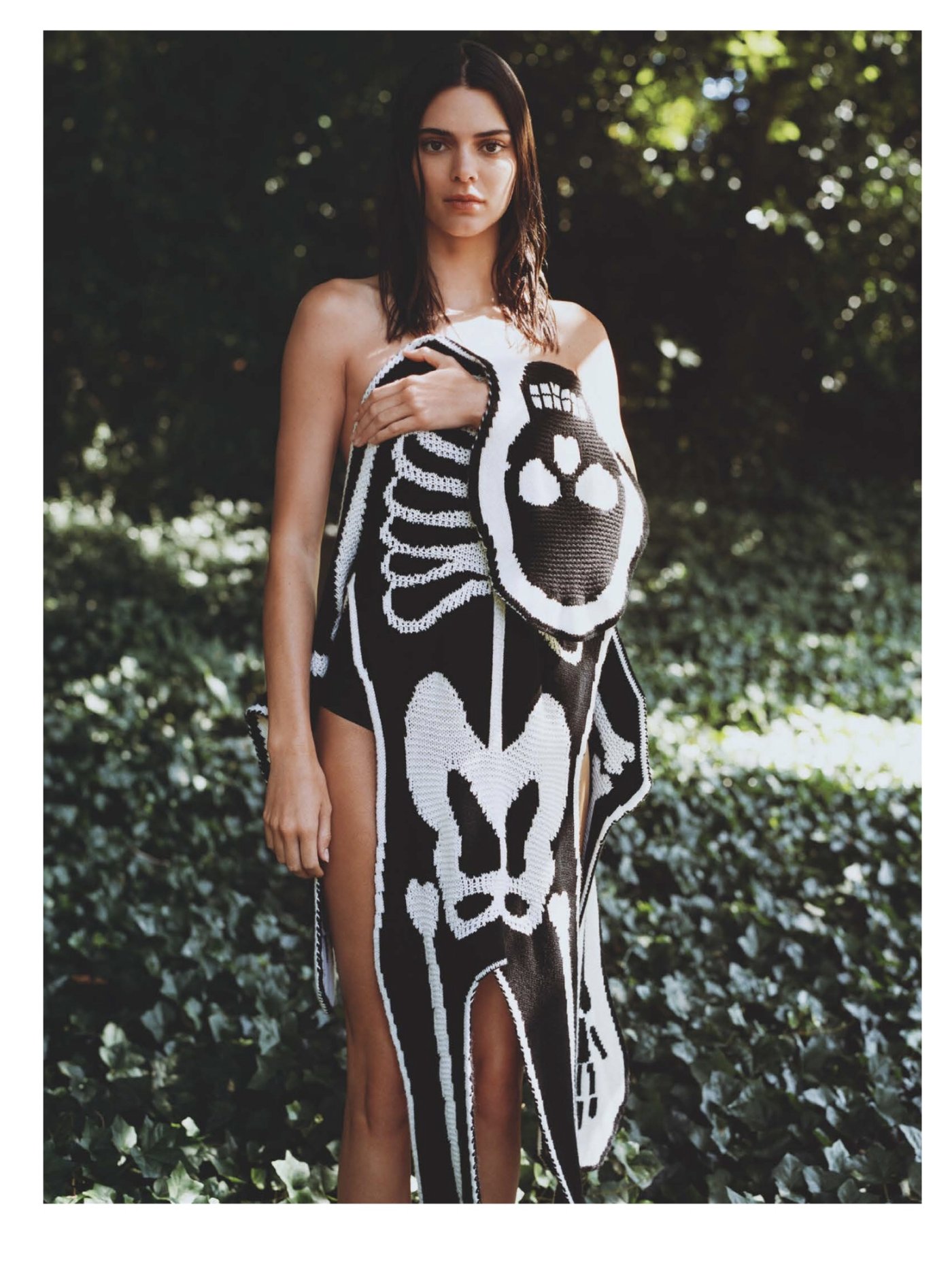 Kendall Jenner Leg Photoshoot