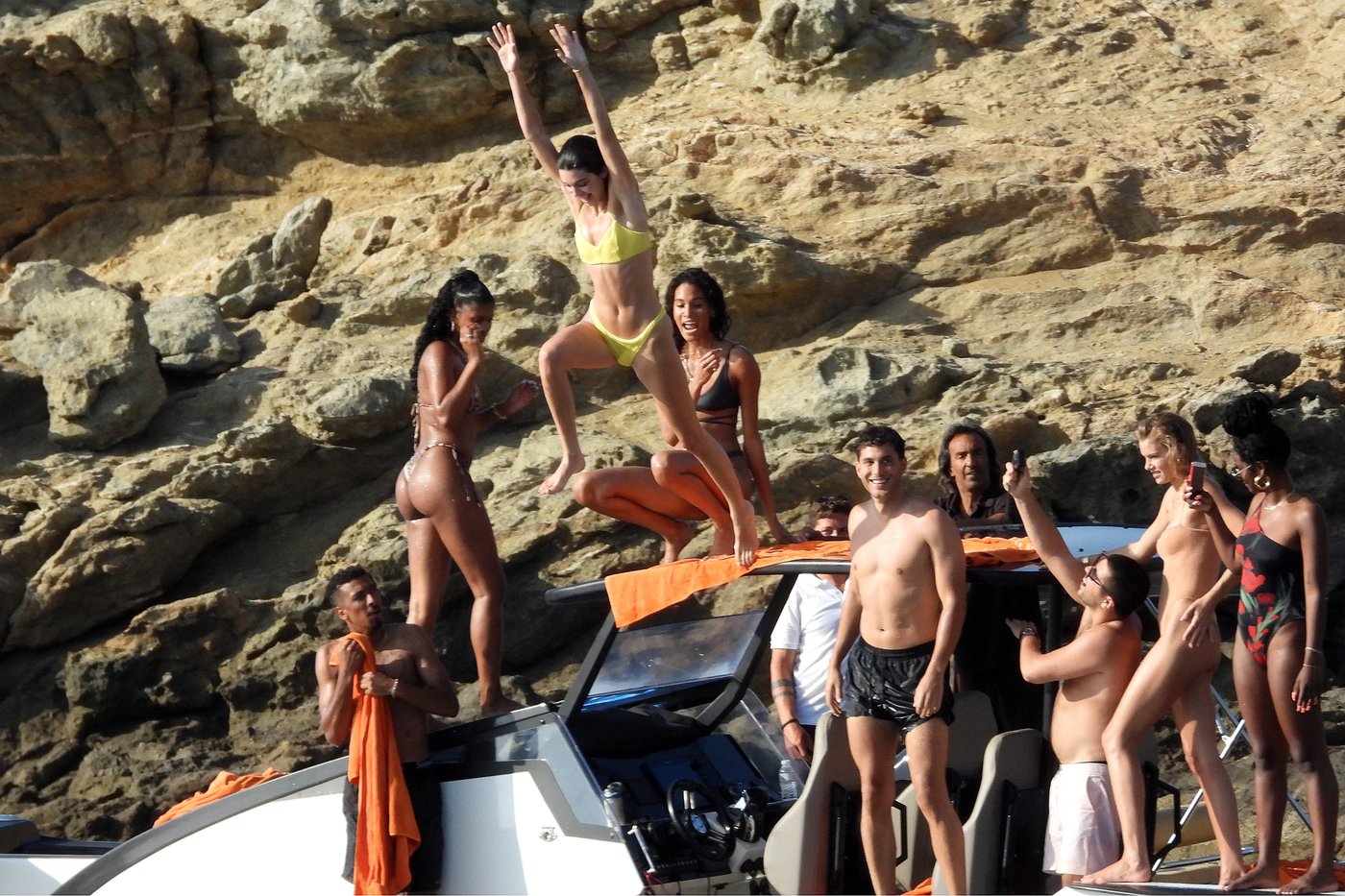 Kendall Jenner Leg Photoshoot