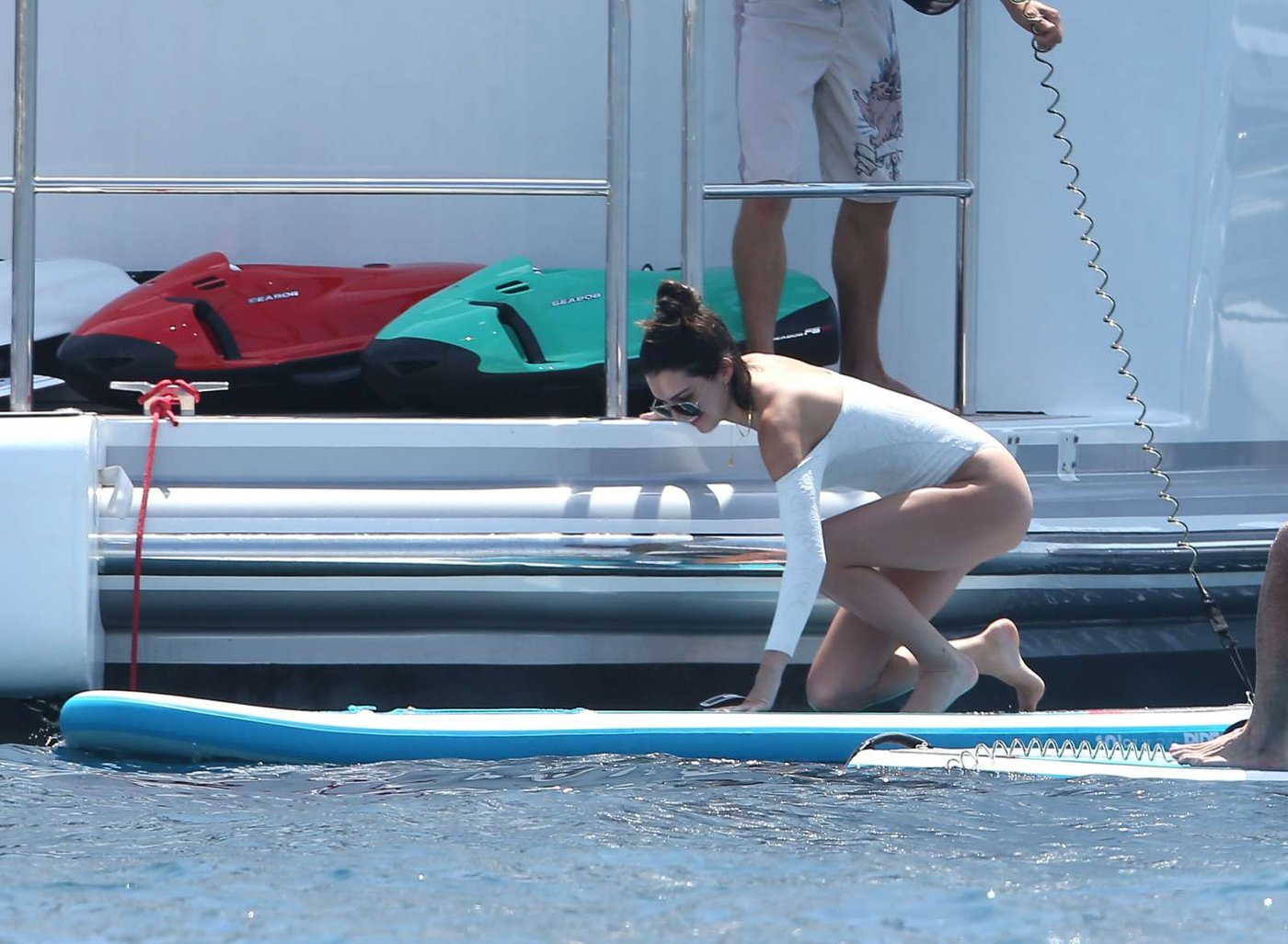 Kendall Jenner Leg Photoshoot