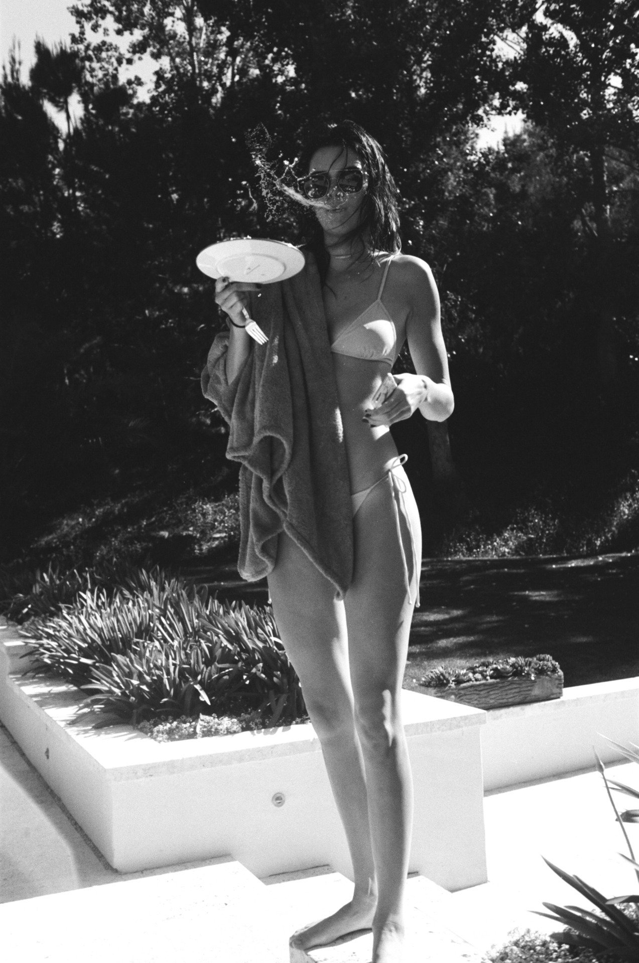 Kendall Jenner Leg Photoshoot