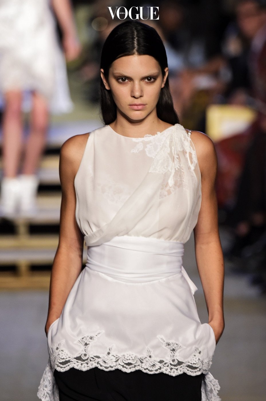 Kendall Jenner Leg Photoshoot